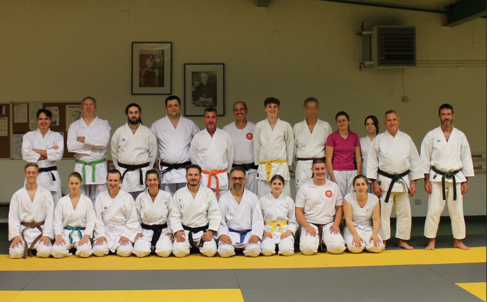 Groupe adultes USPK — Section Karaté